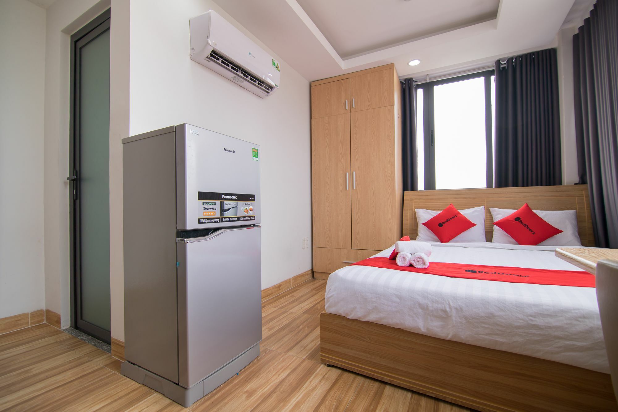 Hotel Reddoorz Premium Near E-Town Ho Či Minovo Město Exteriér fotografie