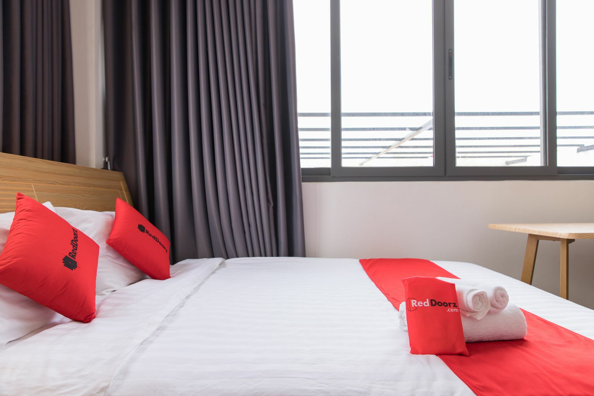 Hotel Reddoorz Premium Near E-Town Ho Či Minovo Město Exteriér fotografie